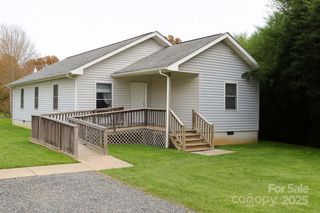 1012 N Canton Road, Canton, NC 28716