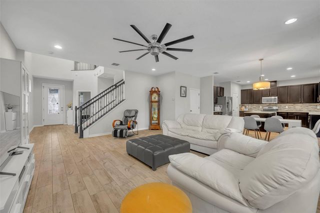 2748 PEONY DRIVE, Oviedo, FL 32766