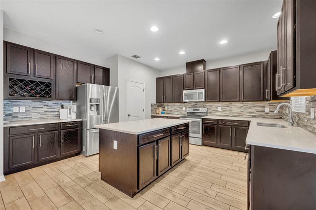 2748 PEONY DRIVE, Oviedo, FL 32766