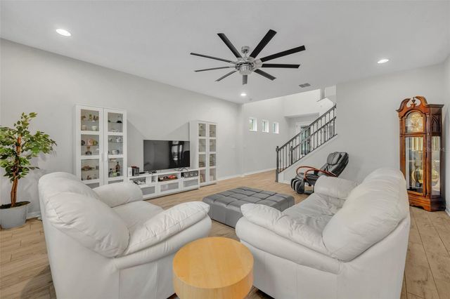 2748 PEONY DRIVE, Oviedo, FL 32766