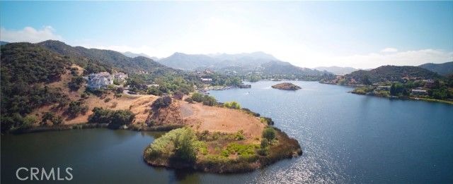 500 Lower Lake Road, Westlake Village, CA 91361