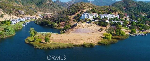 500 Lower Lake Road, Westlake Village, CA 91361
