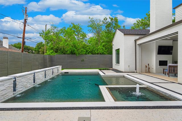 5015 Wenonah Drive, Dallas, TX 75209