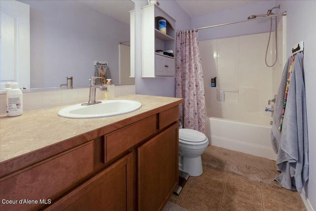 1301 N Brookhaven Ln, Post Falls, ID 83854