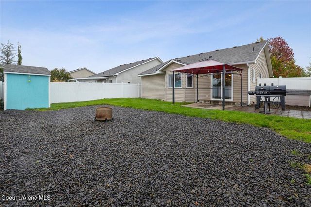 1301 N Brookhaven Ln, Post Falls, ID 83854