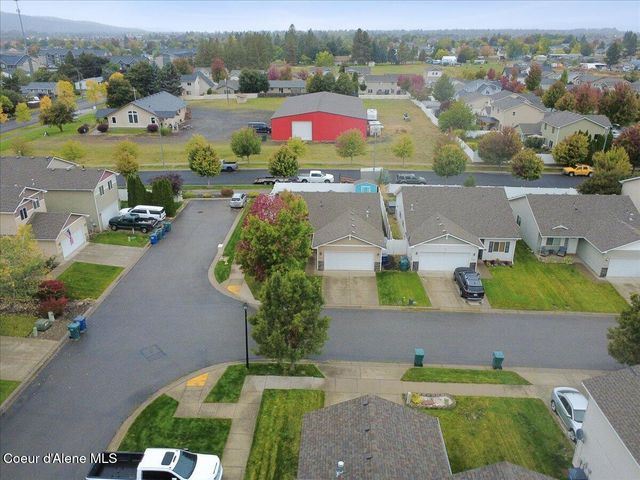 1301 N Brookhaven Ln, Post Falls, ID 83854