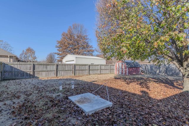 2801 Trowbridge Drive, Paragould, AR 72450