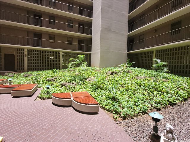 98-487 Koauka Loop B1603, Aiea, HI 96701