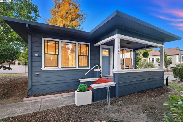 37286 3Rd St, Fremont, CA 94536