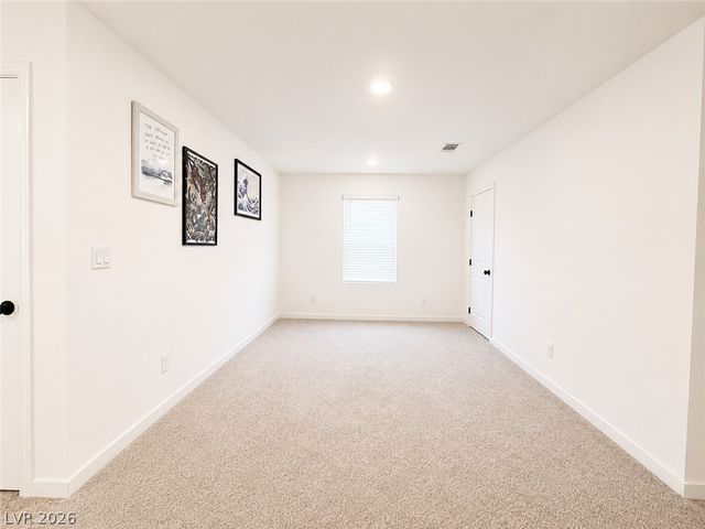 7623 Lush Oasis Avenue, Las Vegas, NV 89113