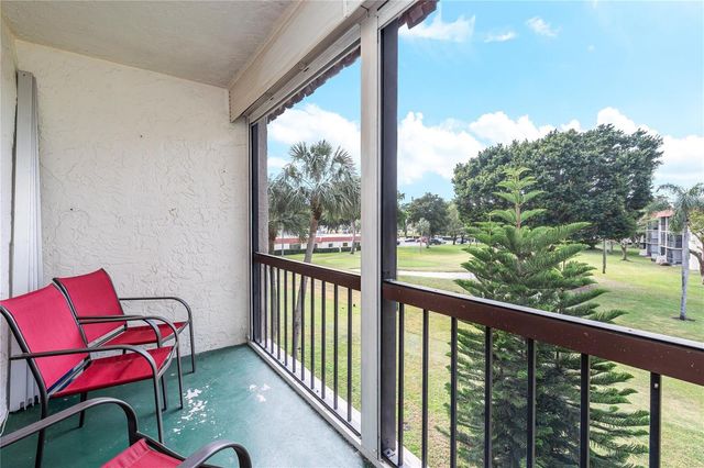 811 S Hollybrook Drive 301, Pembroke Pines, FL 33025