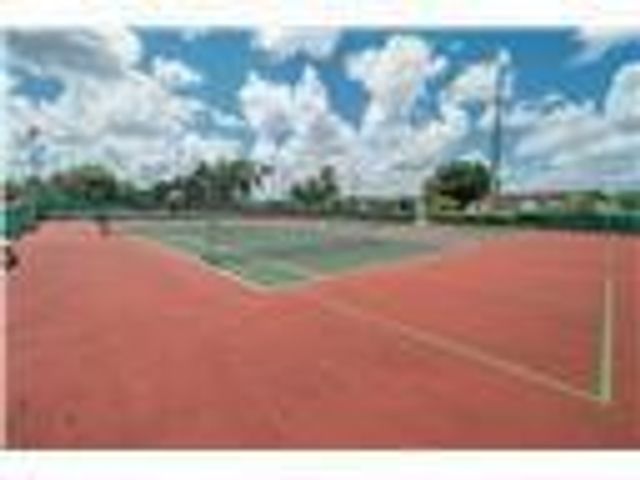 811 S Hollybrook Drive 301, Pembroke Pines, FL 33025
