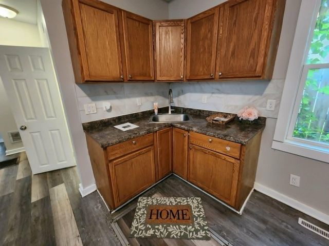 1274 Edgerton Street, Saint Paul, MN 55130