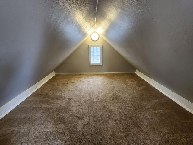1274 Edgerton Street, Saint Paul, MN 55130