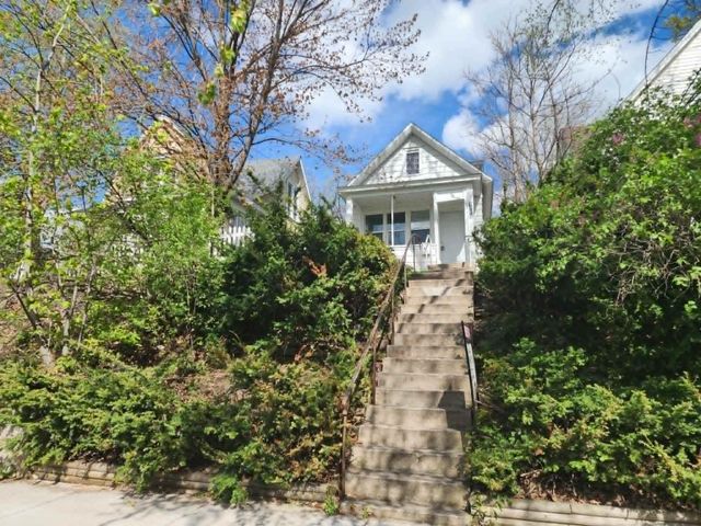 1274 Edgerton Street, Saint Paul, MN 55130