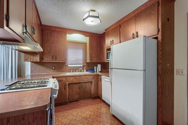 13151 Highway 13 S, Savage, MN 55378