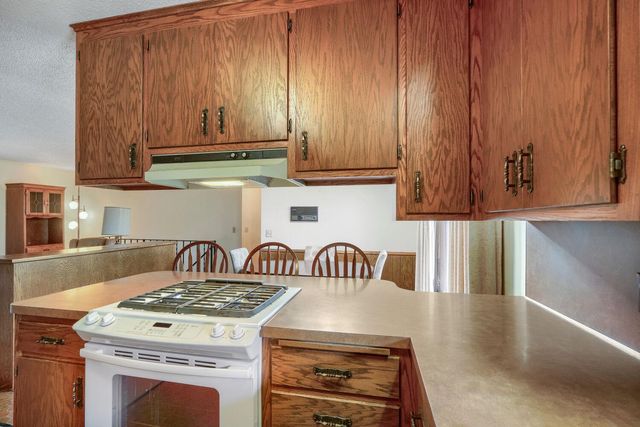 13151 Highway 13 S, Savage, MN 55378