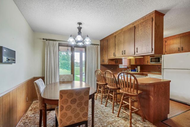 13151 Highway 13 S, Savage, MN 55378