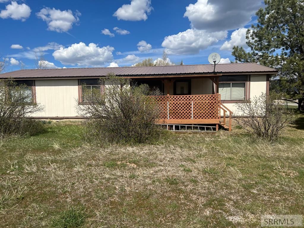 Image 1 of property listing at 433 Irwin North Road, Irwin, ID 83428