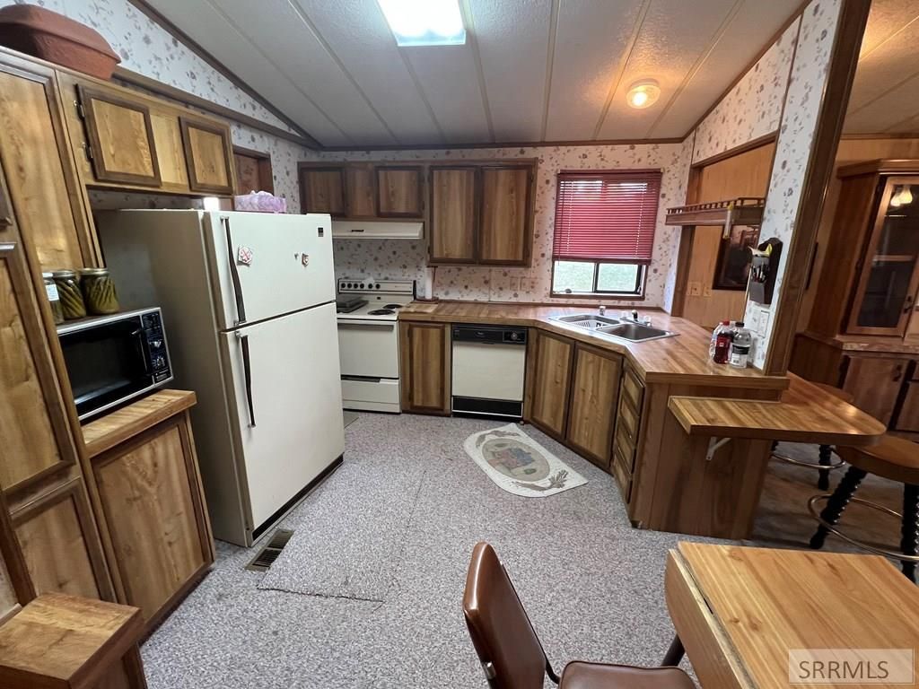 Image 7 of property listing at 433 Irwin North Road, Irwin, ID 83428
