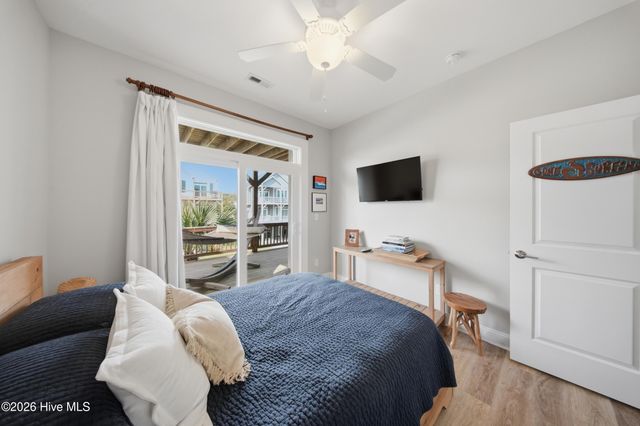 306 Oceanaire Lane, Surf City, NC 28445