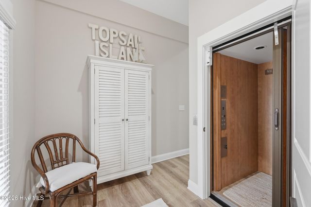 306 Oceanaire Lane, Surf City, NC 28445