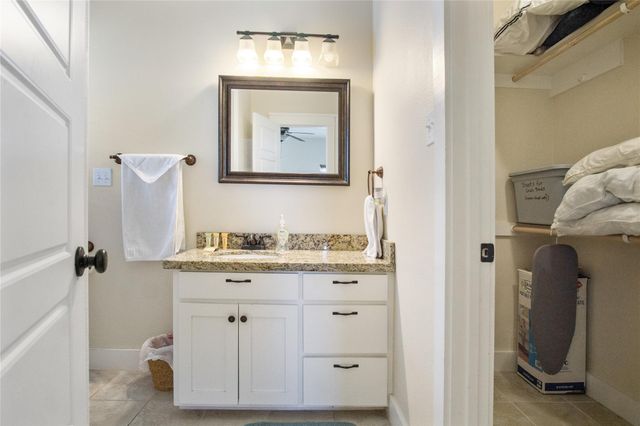 988 Gulf Road, Crystal Beach, TX 77650