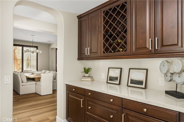6 Thorn Hill, Irvine, CA 92602
