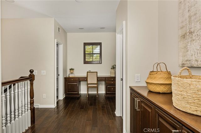 6 Thorn Hill, Irvine, CA 92602