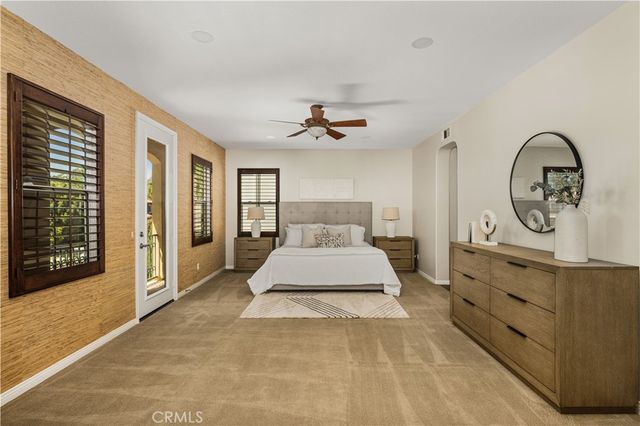6 Thorn Hill, Irvine, CA 92602