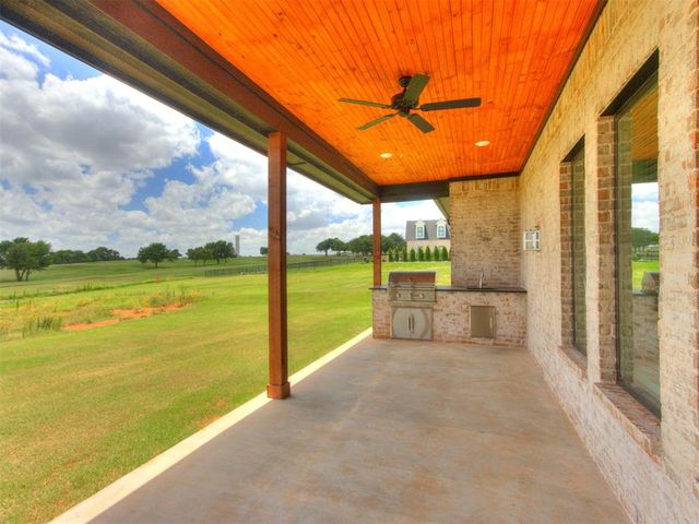 2217 Winter Creek Boulevard, Blanchard, OK 73010