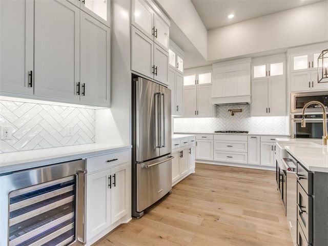 2217 Winter Creek Boulevard, Blanchard, OK 73010