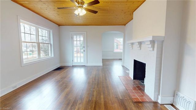 1625 N Main Street, Mount Airy, NC 27030