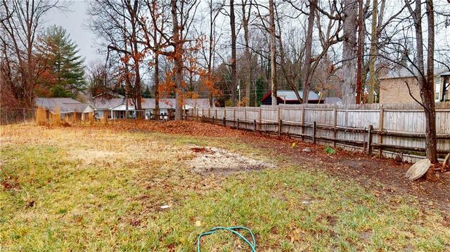 1625 N Main Street, Mount Airy, NC 27030