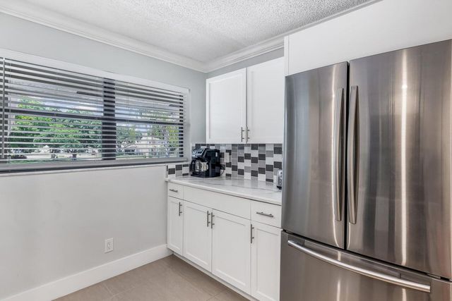 12926 Briarlake Drive 201, Palm Beach Gardens, FL 33418