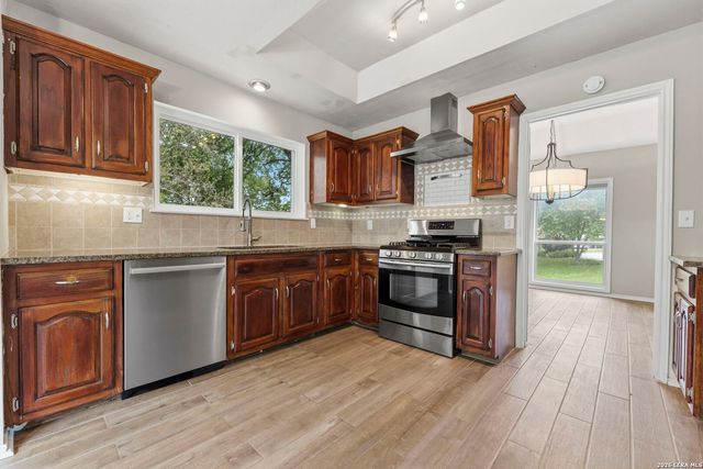 5010 Hawk Nest, San Antonio, TX 78250