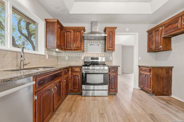 5010 Hawk Nest, San Antonio, TX 78250