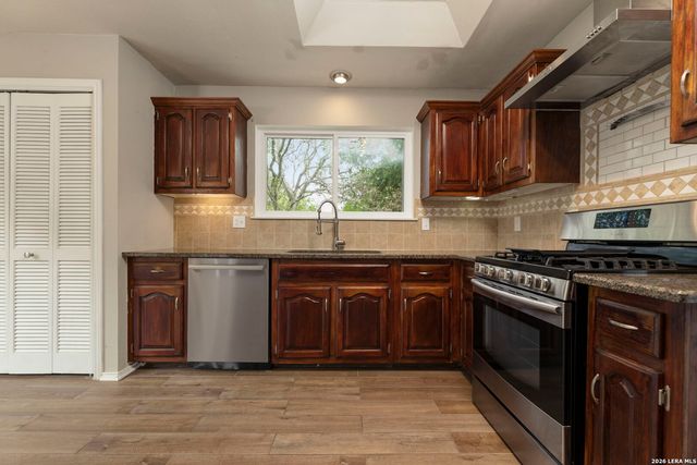 5010 Hawk Nest, San Antonio, TX 78250