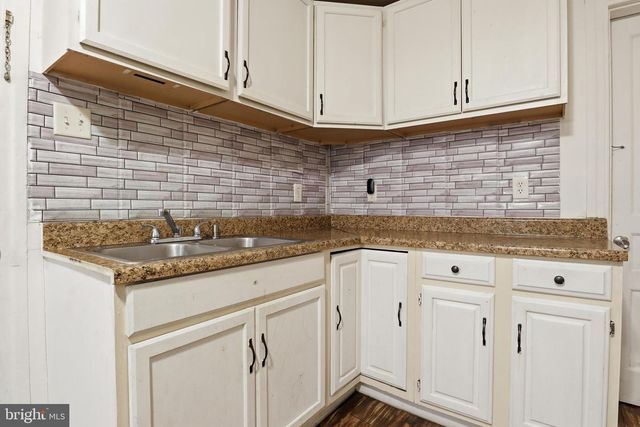 521 SMITH ST, York, PA 17404