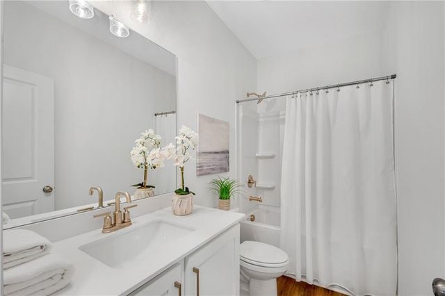 2743 Hallwood Lane, Suwanee, GA 30024