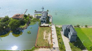 802 Todville Road, Seabrook, TX 77586