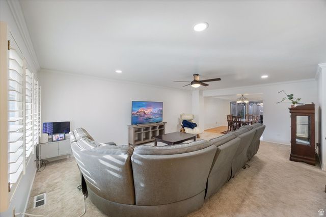 285 N THREE FOUNTAINS DR, Provo, UT 84604