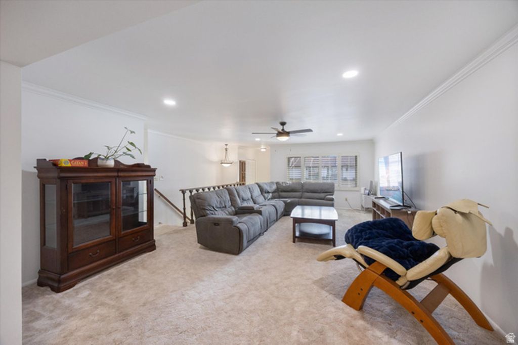 Image 9 of property listing at 285 N THREE FOUNTAINS DR, Provo, UT 84604