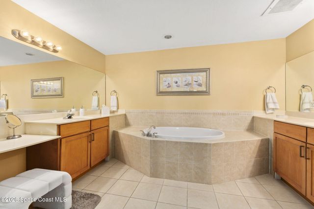 140 Warsteiner Way 602, Melbourne Beach, FL 32951
