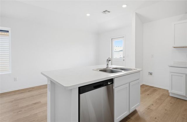 12012 SW 36th Street, Mustang, OK 73064