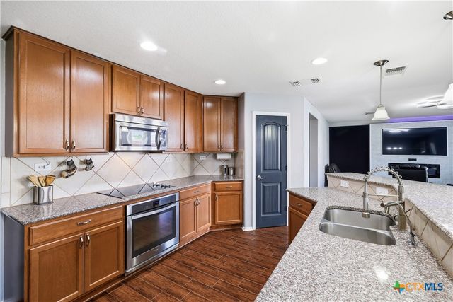 3970 Legend Pond, New Braunfels, TX 78130