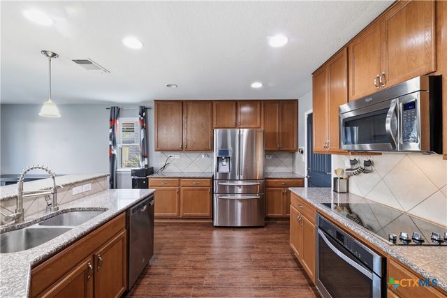 3970 Legend Pond, New Braunfels, TX 78130