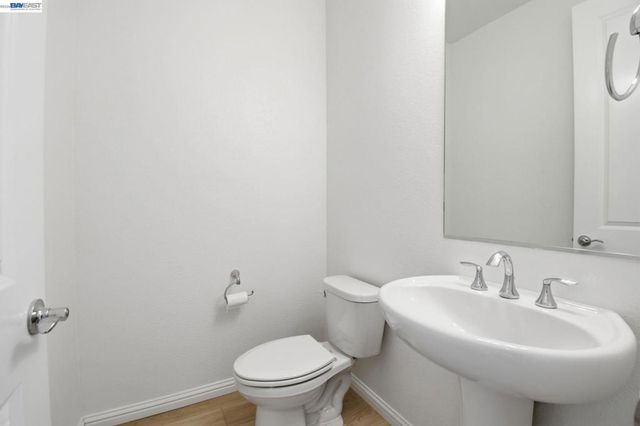 2811 Cathwood Ln, Alameda, CA 94501