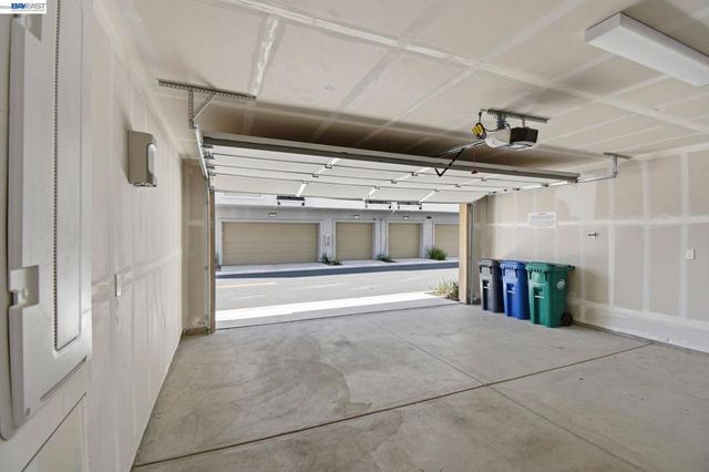 2811 Cathwood Ln, Alameda, CA 94501