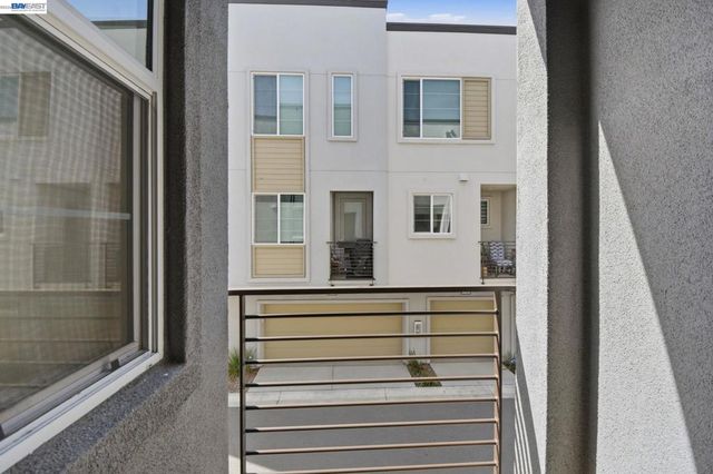 2811 Cathwood Ln, Alameda, CA 94501